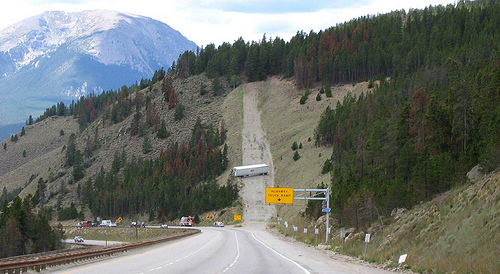 Runaway truck ramp что это